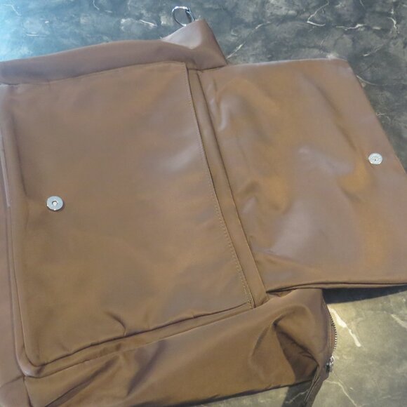 Coveri Collection Large Brown Nylon Travel Tote Bag – New with Tags (B2) - Picture 9 of 9